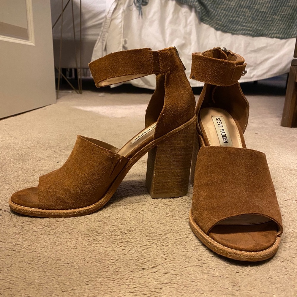 Steve Madden heel